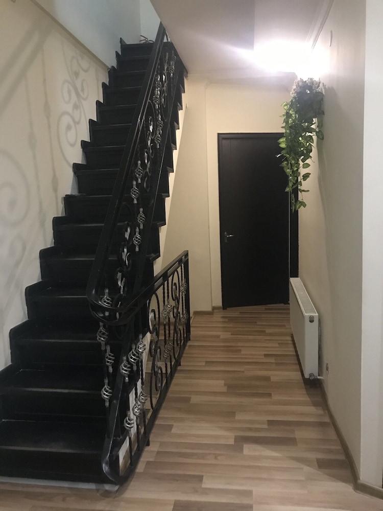 Hotel Cristal Palace 트빌리시 외부 사진